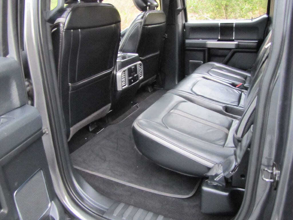 Used 2018 Ford F150 Platinum w/ Equipment Group 701A Luxury AWD/4WD image 18