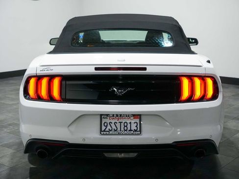 Used 2022 Ford Mustang Premium RWD image 5