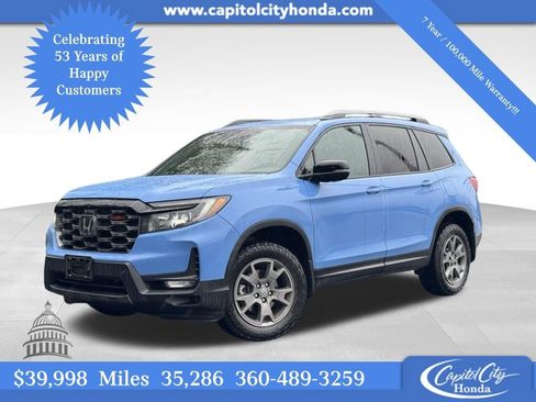 Used 2025 Honda Passport TrailSport image 1