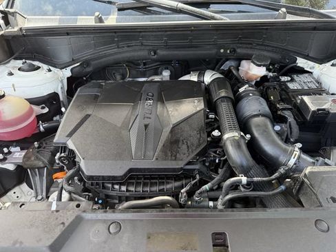 Used 2024 Hyundai Santa Fe SEL FWD image 32