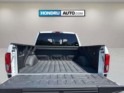 Used 2018 Ford F150 XLT w/ Equipment Group 302A Luxury AWD/4WD image 9