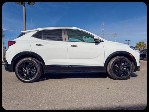 Used 2024 Buick Encore GX Sport Touring FWD image 7