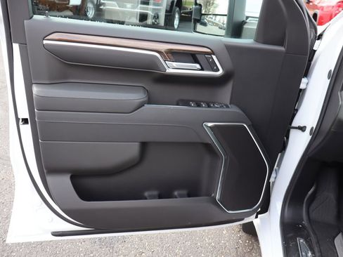 New 2026 Chevrolet Silverado 1500 RST w/ Protection Package AWD/4WD image 4