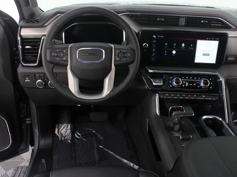 New 2026 GMC Sierra 1500 Denali w/ Denali Reserve Package image 14