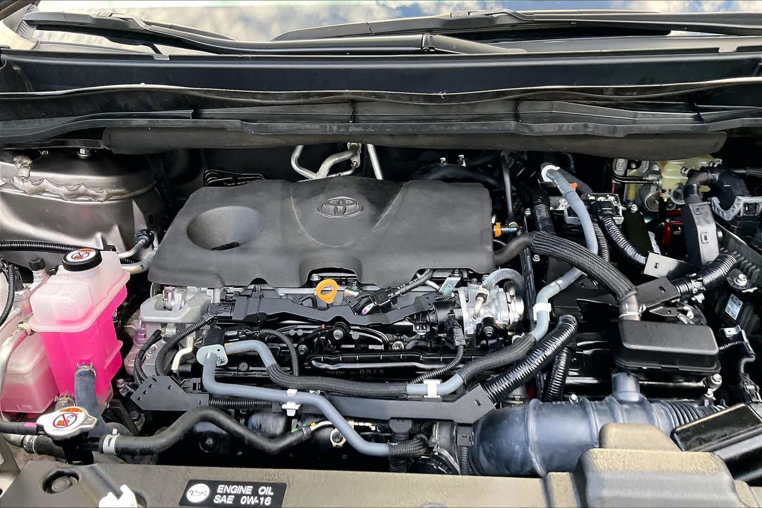 Used 2022 Toyota Sienna XLE FWD image 33