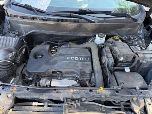 Used 2018 Chevrolet Equinox LT AWD/4WD image 20