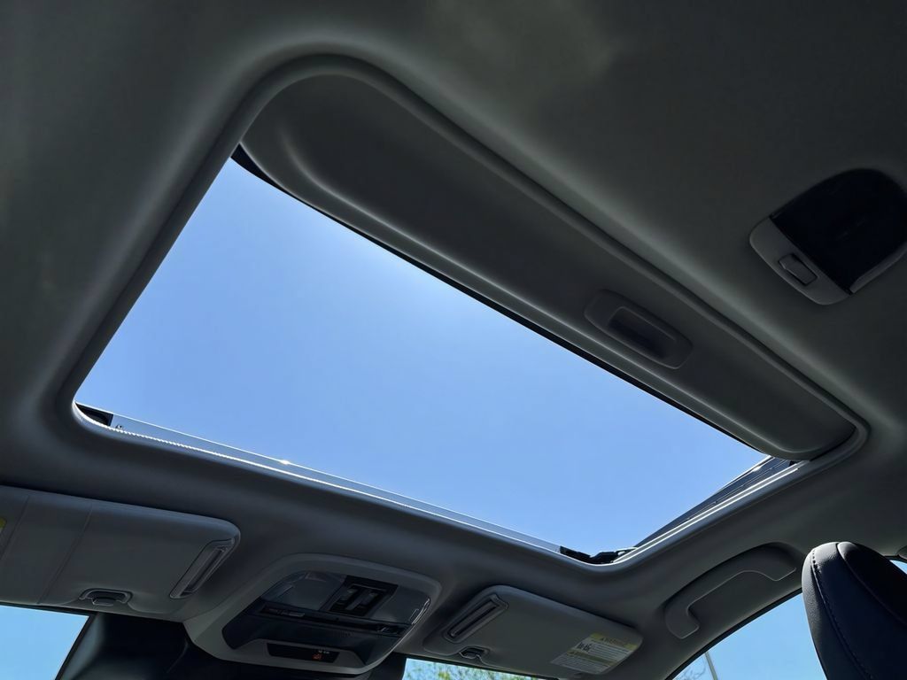 New 2026 Subaru Crosstrek 2.5i Limited w/ Crosstrek Mirror Package AWD/4WD image 16