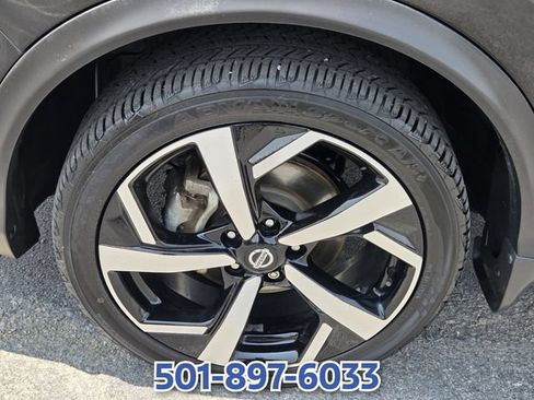 Used 2020 Nissan Rogue Sport SL FWD image 16