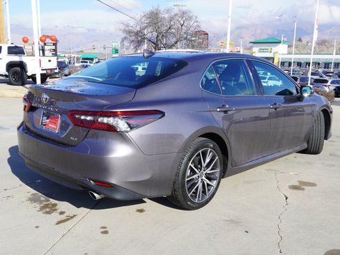 Certified 2023 Toyota Camry XLE image 8