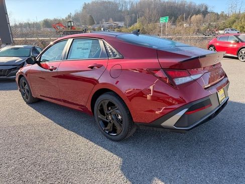 New 2026 Hyundai Elantra Sport image 5