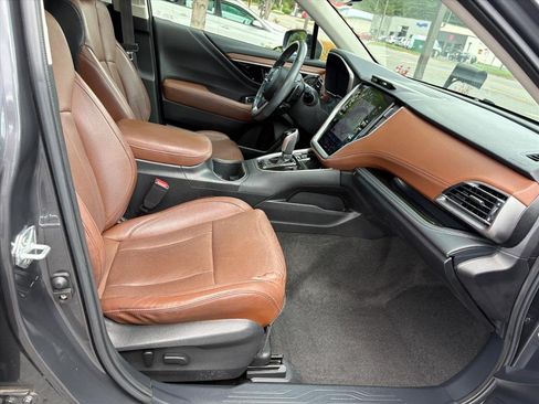 Used 2021 Subaru Outback Touring XT AWD/4WD image 19