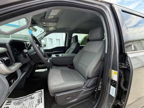 Used 2025 Ford F250 XLT AWD/4WD image 9