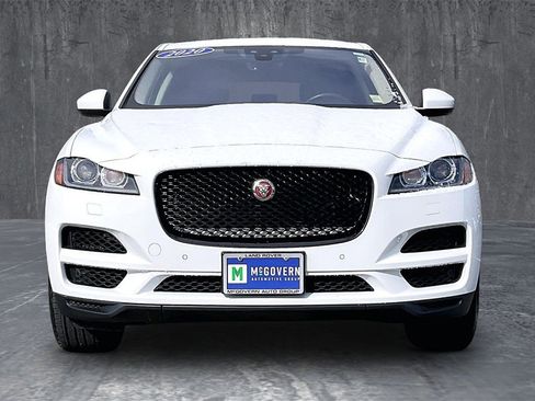 Used 2020 Jaguar F-PACE Premium image 2