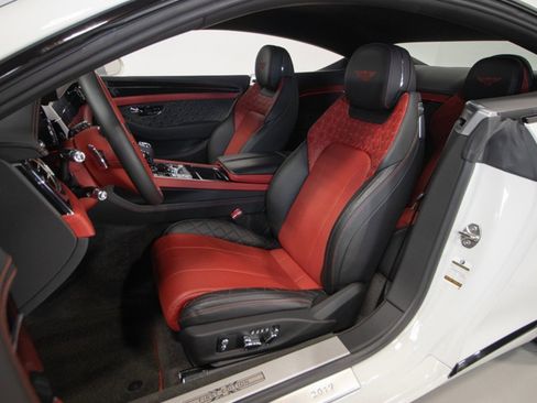 Used 2020 Bentley Continental GT V8 AWD/4WD image 37