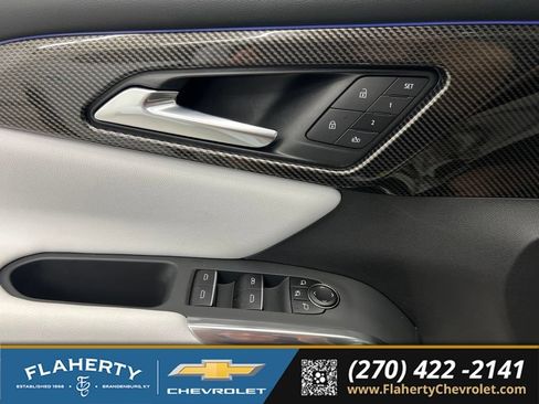 Used 2026 Chevrolet Traverse High Country AWD/4WD image 23