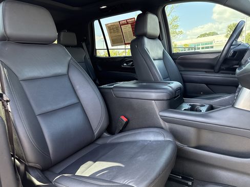 Used 2022 Chevrolet Tahoe LT w/ Luxury Package image 22