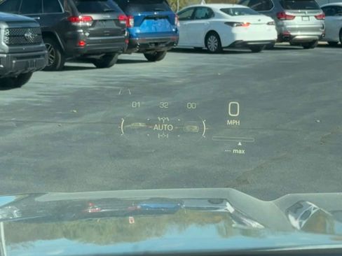 Used 2023 GMC Yukon AT4 w/ AT4 Premium Plus Package image 26