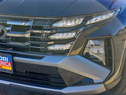 New 2025 Hyundai Tucson Limited image 33