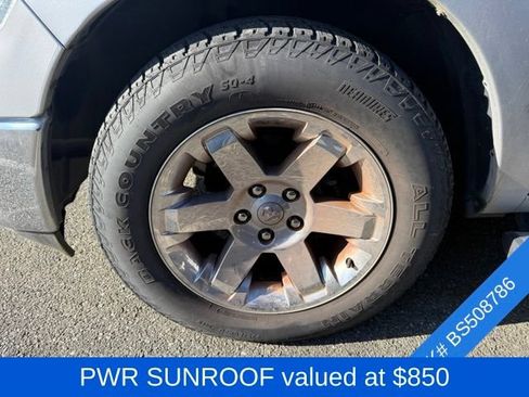 Used 2011 RAM 1500 Laramie AWD/4WD image 3