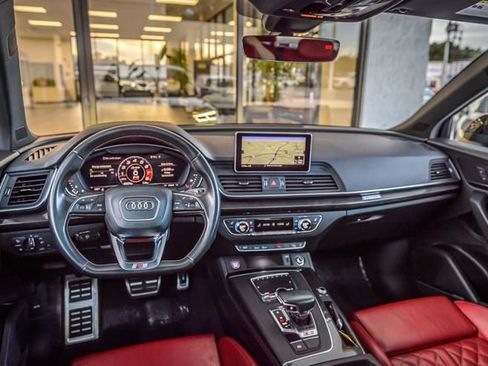 Used 2020 Audi SQ5 Premium Plus w/ Premium Plus Package image 25