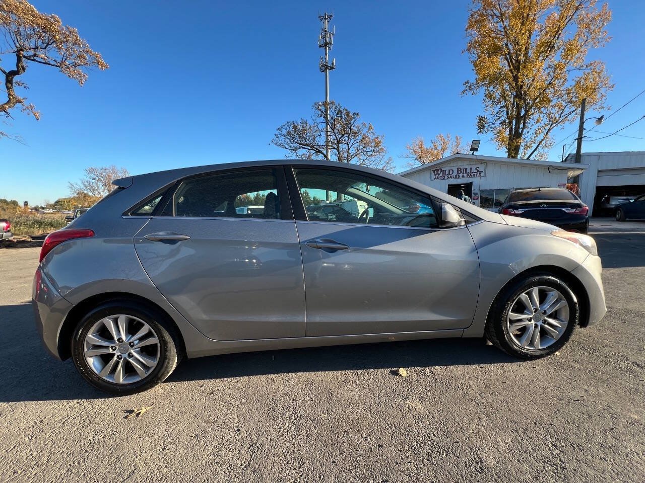 Used 2014 Hyundai Elantra GT FWD image 4