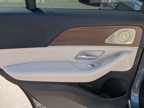 Certified 2025 Mercedes-Benz GLE 580 4MATIC image 26