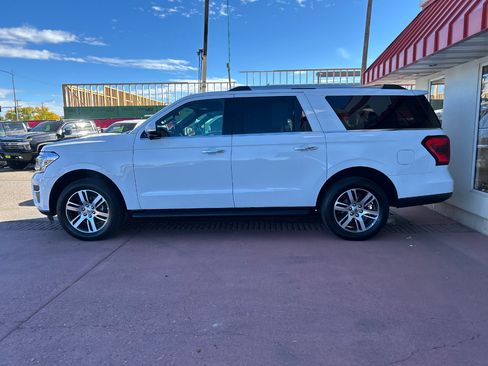 Used 2024 Ford Expedition Max Limited image 2