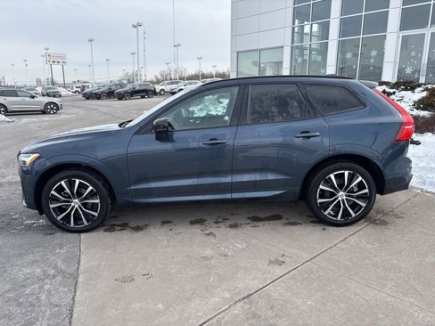 Used 2025 Volvo XC60 B5 Plus image 9