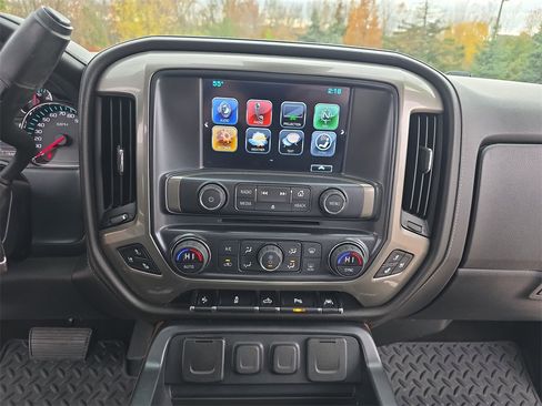 Certified 2018 Chevrolet Silverado 1500 High Country image 18