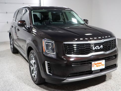 Used 2022 Kia Telluride EX image 5