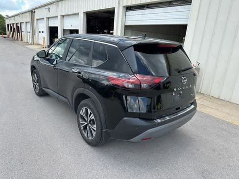 Used 2023 Nissan Rogue SV FWD image 16