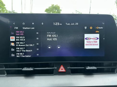 Used 2024 Kia Sportage SX FWD image 25