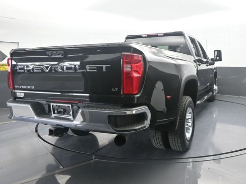 Used 2024 Chevrolet Silverado 3500 LT image 5