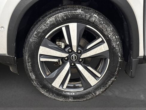 Used 2022 Nissan Rogue SL w/ SL Premium Package image 15