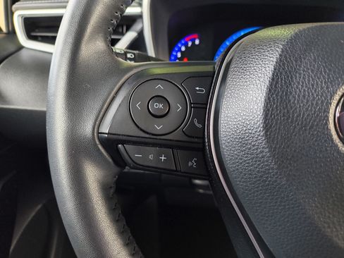 Used 2021 Toyota Corolla XSE FWD image 19