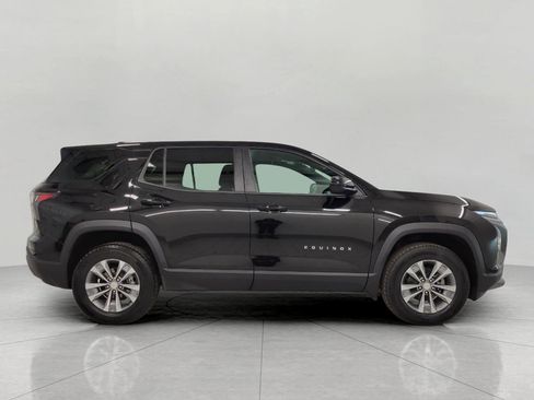 Used 2025 Chevrolet Equinox LT image 12