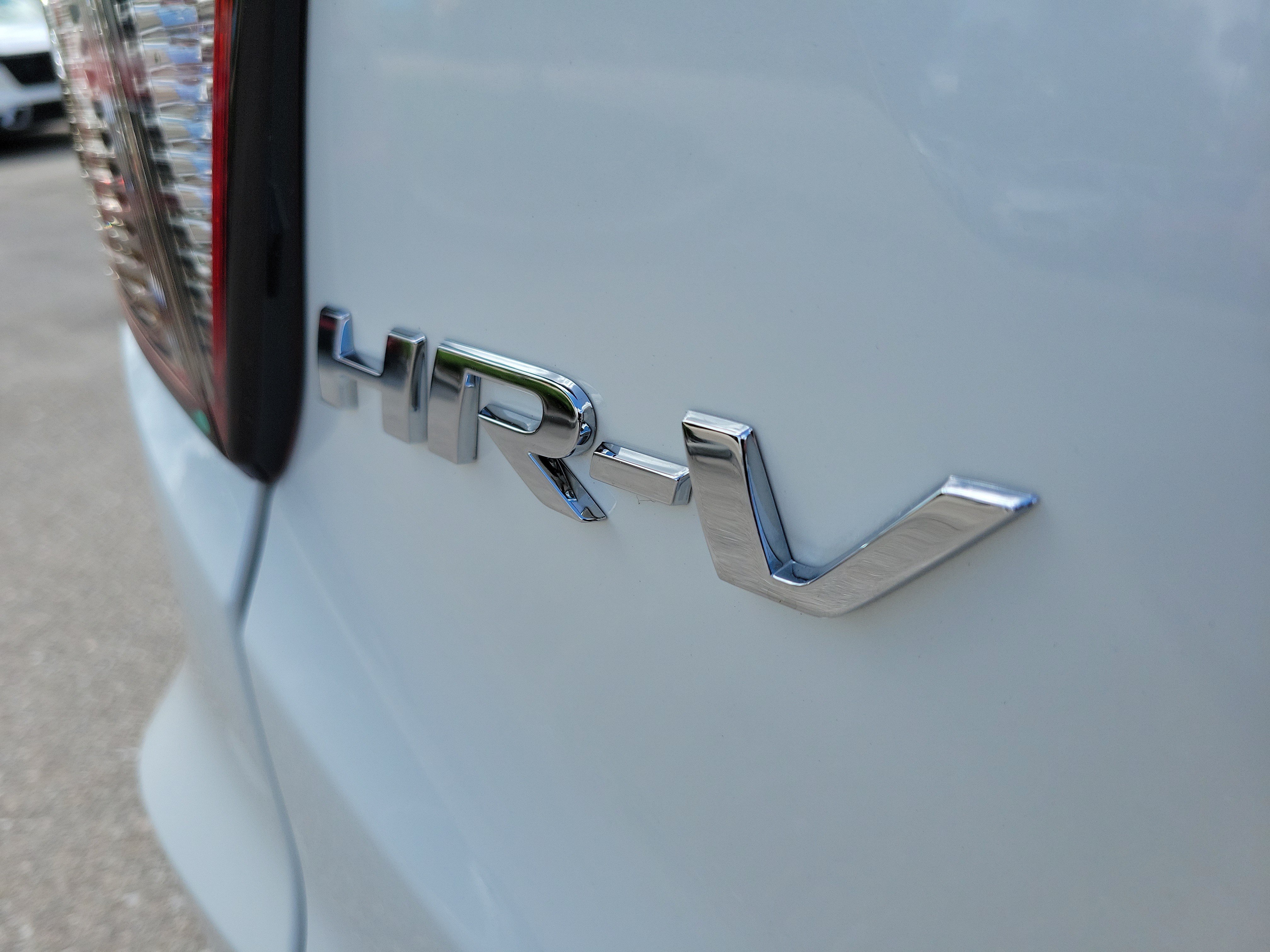 Certified 2021 Honda HR-V EX-L image 10