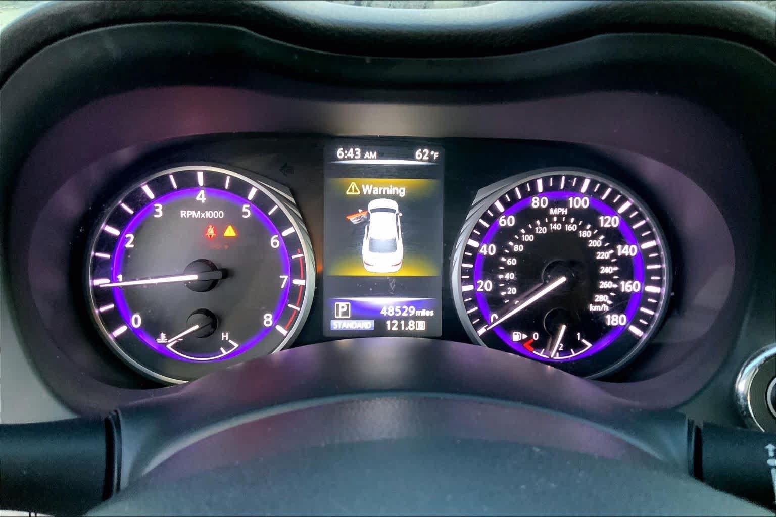 Used 2016 INFINITI Q50 Premium RWD image 24