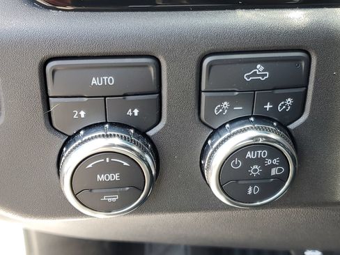 Used 2023 GMC Sierra 1500 Elevation AWD/4WD image 21