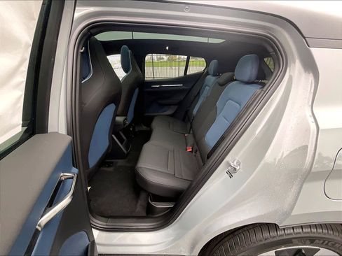 New 2026 Volvo EX30 Plus w/ Climate Package image 12