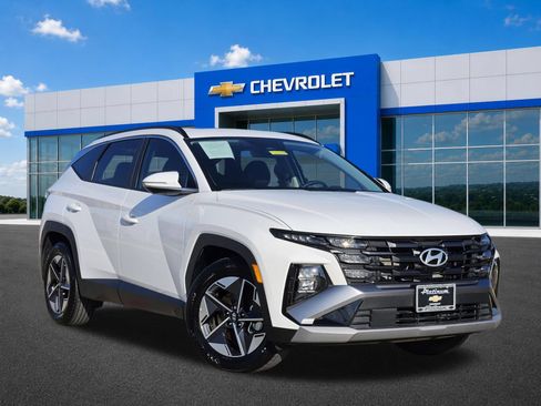 Used 2025 Hyundai Tucson SEL FWD image 1