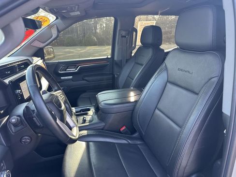 Used 2024 GMC Sierra 1500 Denali w/ Technology Package image 11