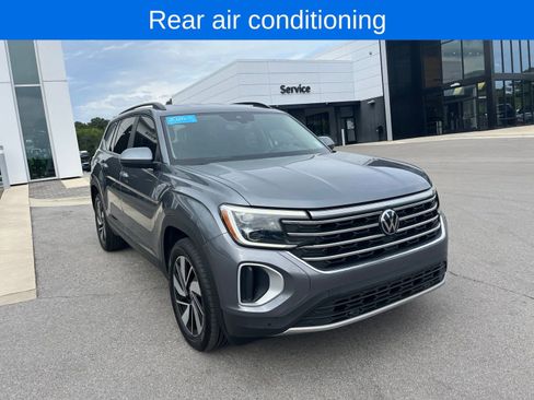 Used 2024 Volkswagen Atlas SE FWD image 4