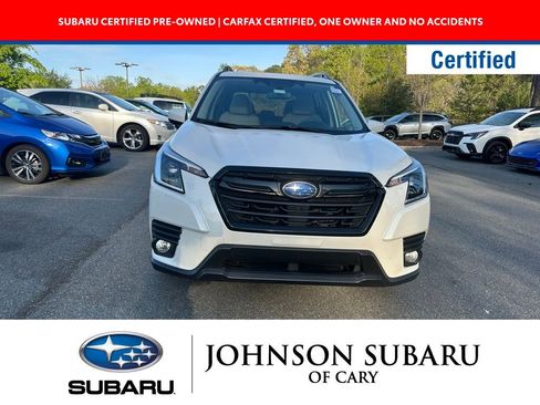 Used 2023 Subaru Forester Premium image 2
