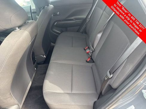 Used 2025 Hyundai Kona SEL image 12