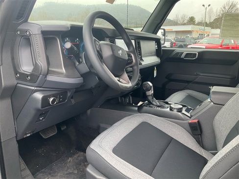 New 2025 Ford Bronco 4-Door w/ Sasquatch Package image 15