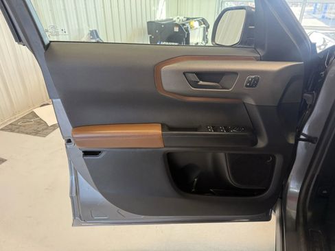 Used 2025 Ford Bronco Sport Outer Banks image 8