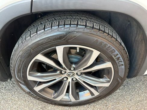 Used 2020 Lexus RX 350L Premium w/ Premium Package AWD/4WD image 33