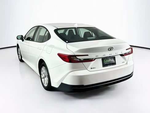 Used 2025 Toyota Camry LE FWD image 5