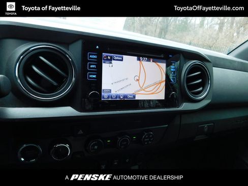 Used 2019 Toyota Tacoma TRD Off-Road image 8